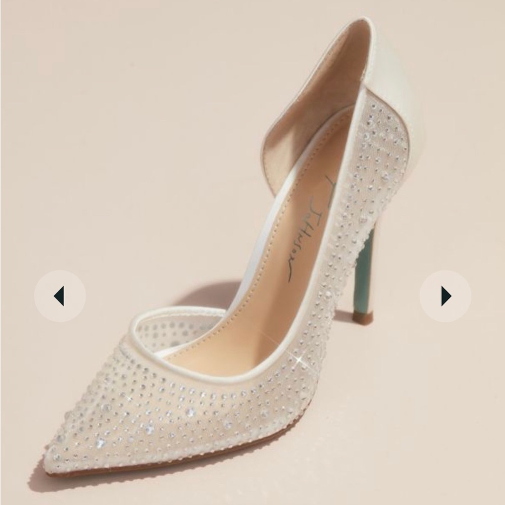 Betsey Johnson Mesh & Satin Crystal Pump Size 9